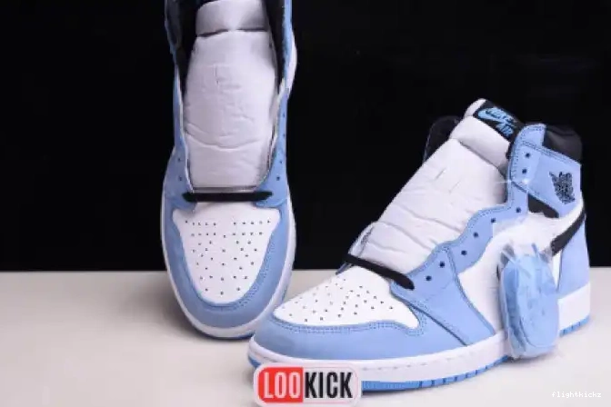 UNIVERSITY HIGH BLACK BLUE AIR WHITE JORDAN RETRO 555088-134 1 0601